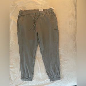 Old Navy high waisted stretch cargo jogger pants